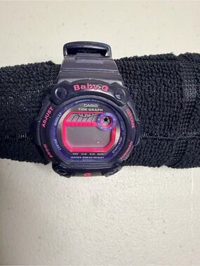 Casio Baby-G BLX-102-2A G-LIDE watch